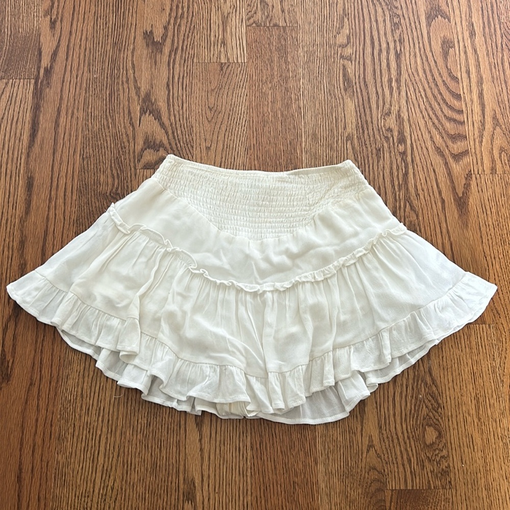 WHITE FLOWY SKIRT FROM ROCKNRAGS
